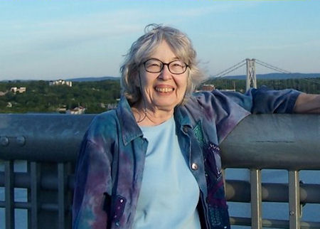 Lyn Burnstine